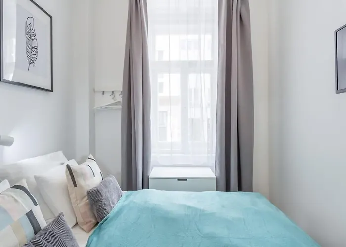 Ultra New With Ac Appartement
